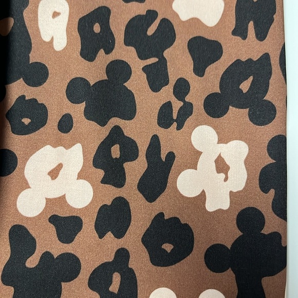 Girls Minnie Mouse lycra leggings, size 8-9 - Picture 4 of 4